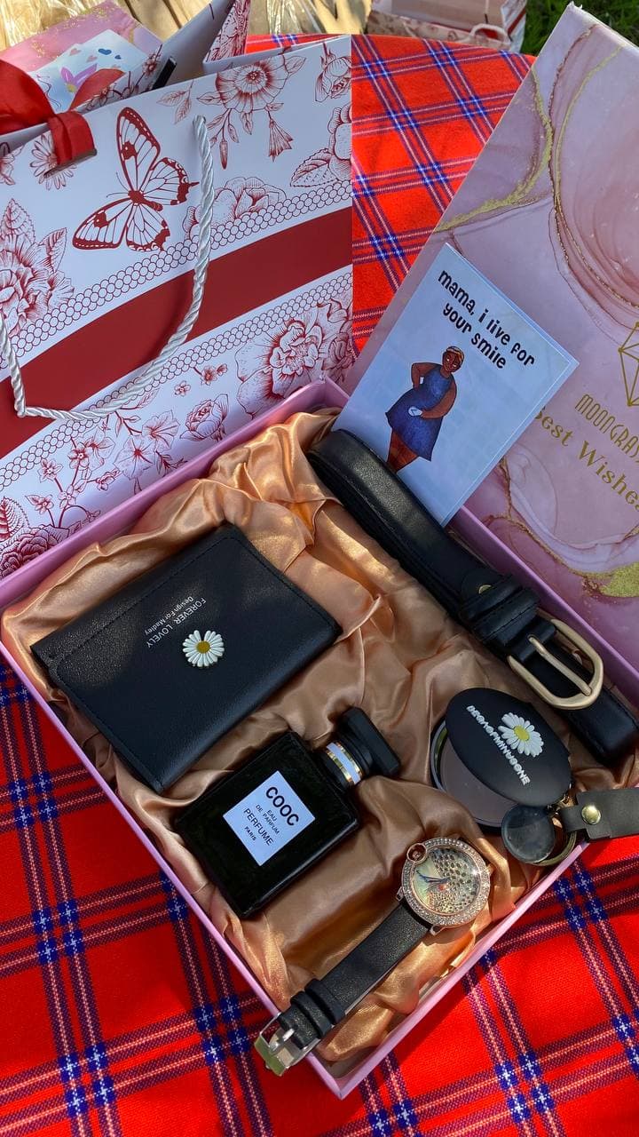 6 in 1 MOTHERS DAY GIFT PACK